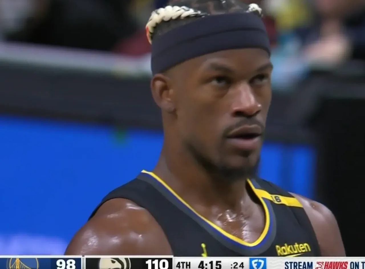 kaiyun-巴特勒在日本队比赛中晋级下一阶段，爆冷引发热议！-kaiyun