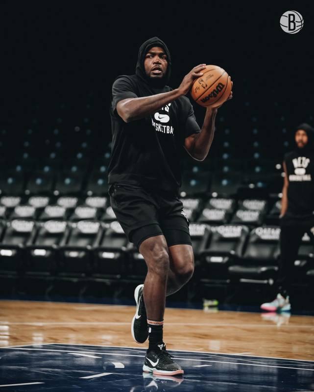 开云体育官网-SKT前途光明！，哈登新星比赛规则变更表现突出比赛高潮迭起-开云体育官网